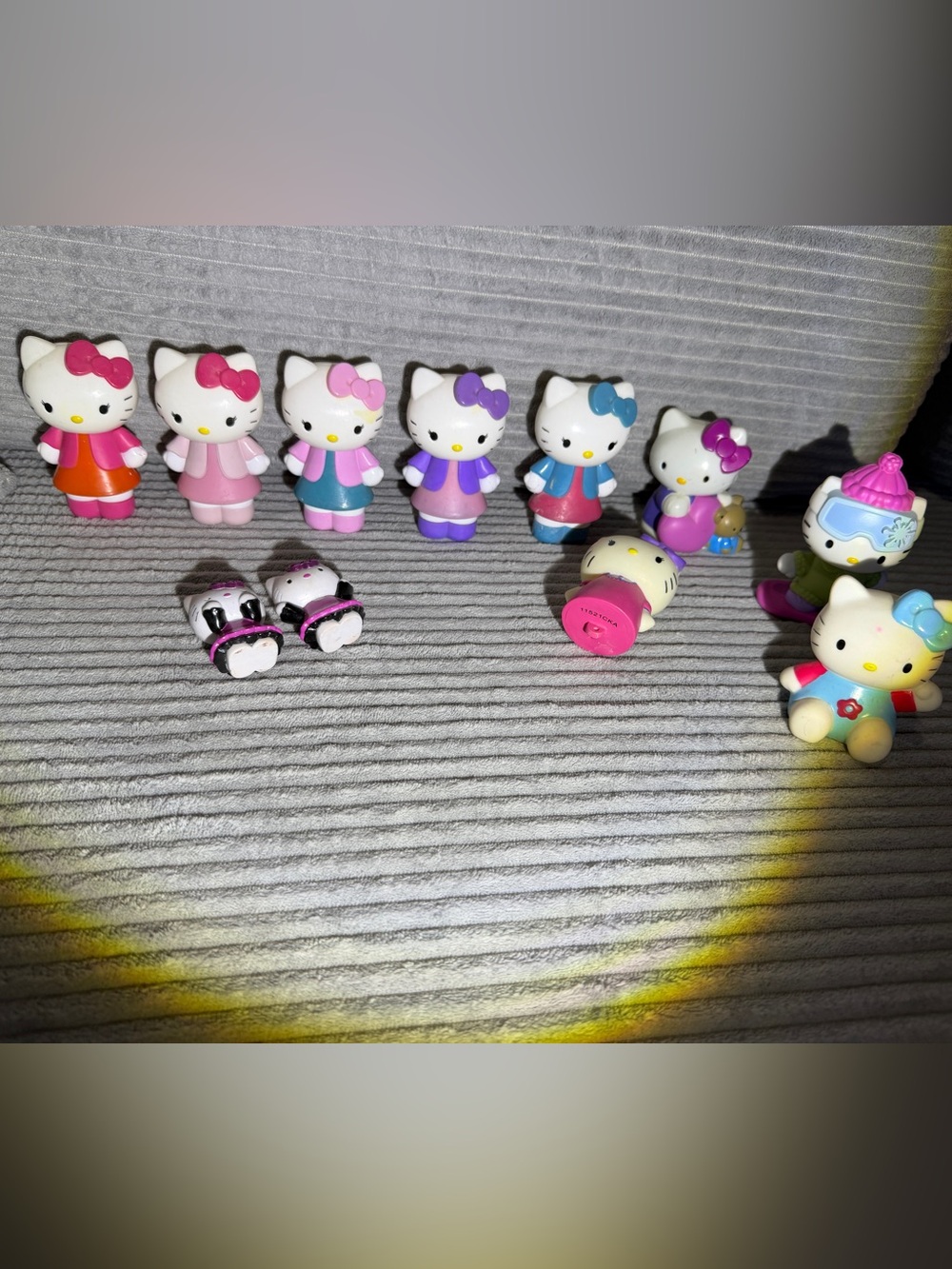 Hello Kitty Mini Figure Set in Pink, Purple, Blue and Teal - Sanrio